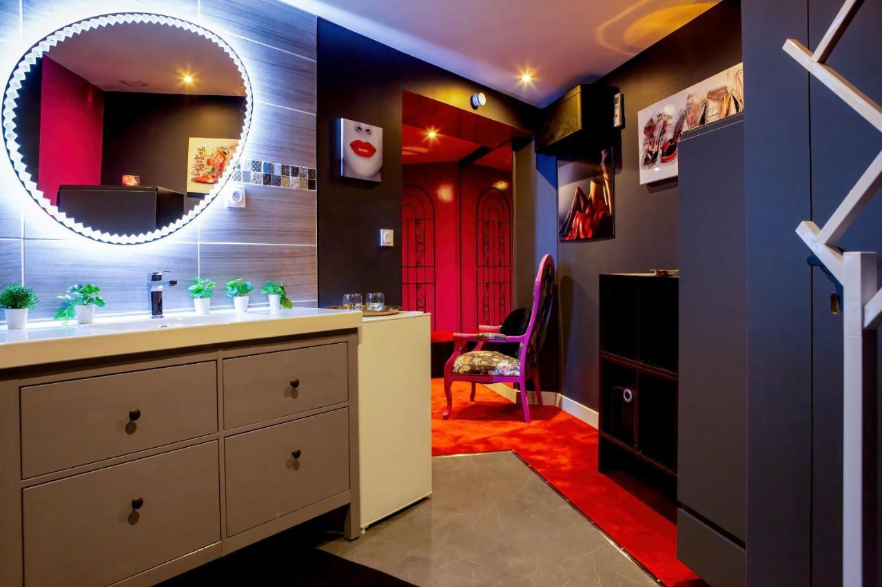 Suite Miroirs Love Hotel 圖盧茲 外观 照片